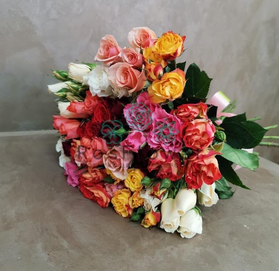 Букет цветов из: Розы в Камышах