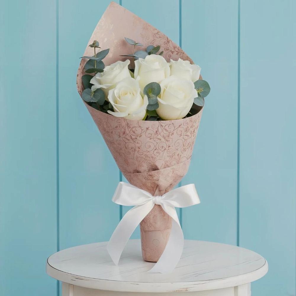 Букет цветов из: Розы в Камышах