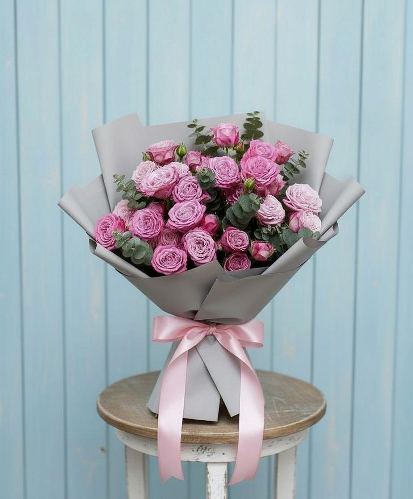 Букет цветов из: Розы в Камышах