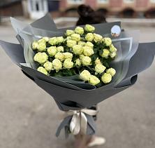 Букет Белые кустовые розы Солинеро в Камышах