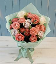 Букет цветов из:  Розы в Камышах