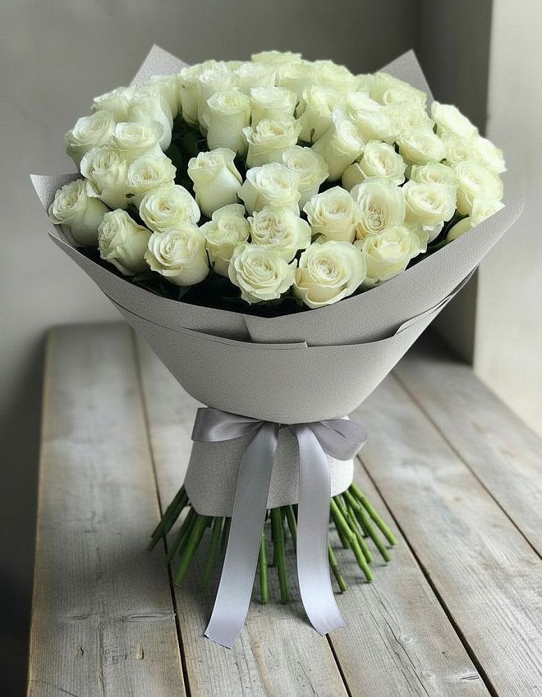 Букет 35 Белых роз в Камышах