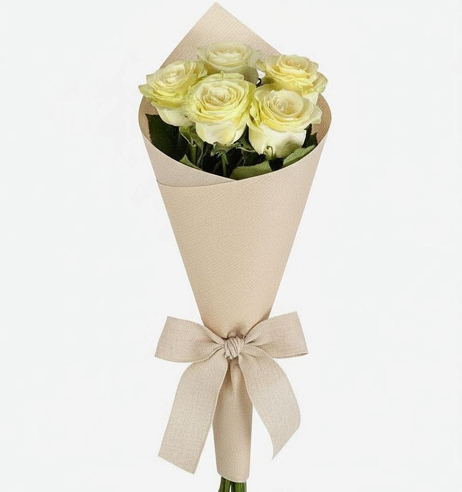 Букет цветов из: Розы в Камышах