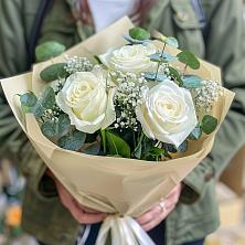 Букет Нежные грёзы в Камышах Букет цветов из: Розы в Камышах