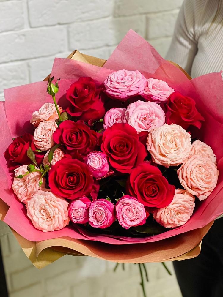 Букет цветов из: Розы в Камышах