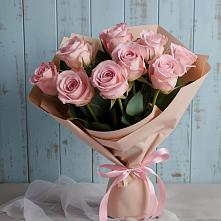Букет цветов из:  Розы в Камышах