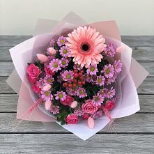 Букет цветов из:  Розы, Герберы и Хризантемы в Камышах