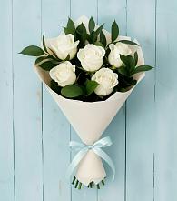 Букет цветов из:  Розы в Камышах