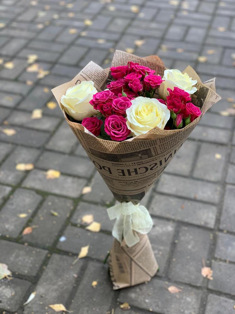 Букет цветов из: Розы в Камышах